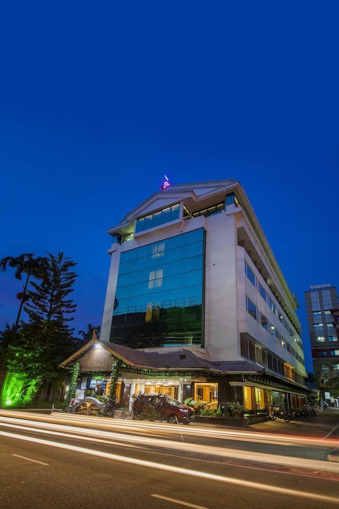 Hotel The Renai Cochin Kochi Esterno foto