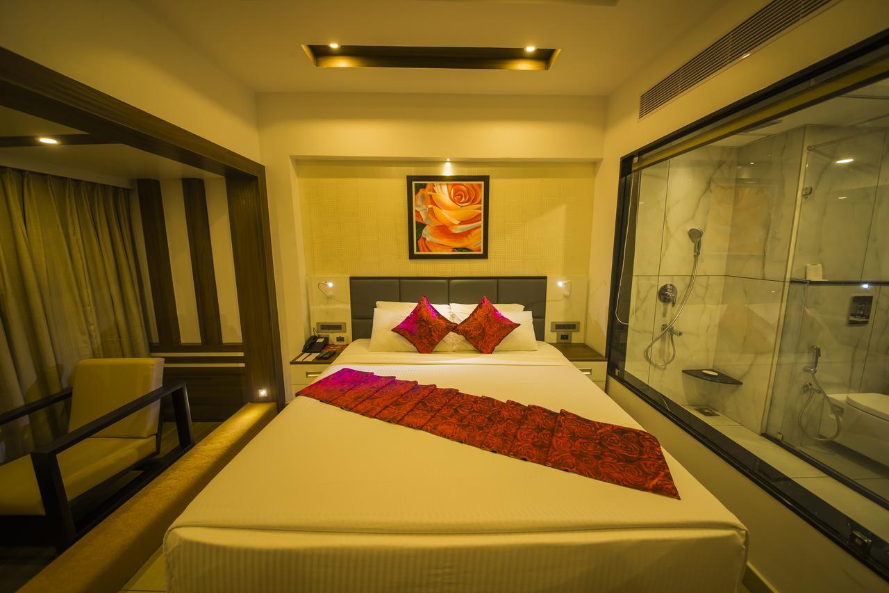 Hotel The Renai Cochin Kochi Esterno foto