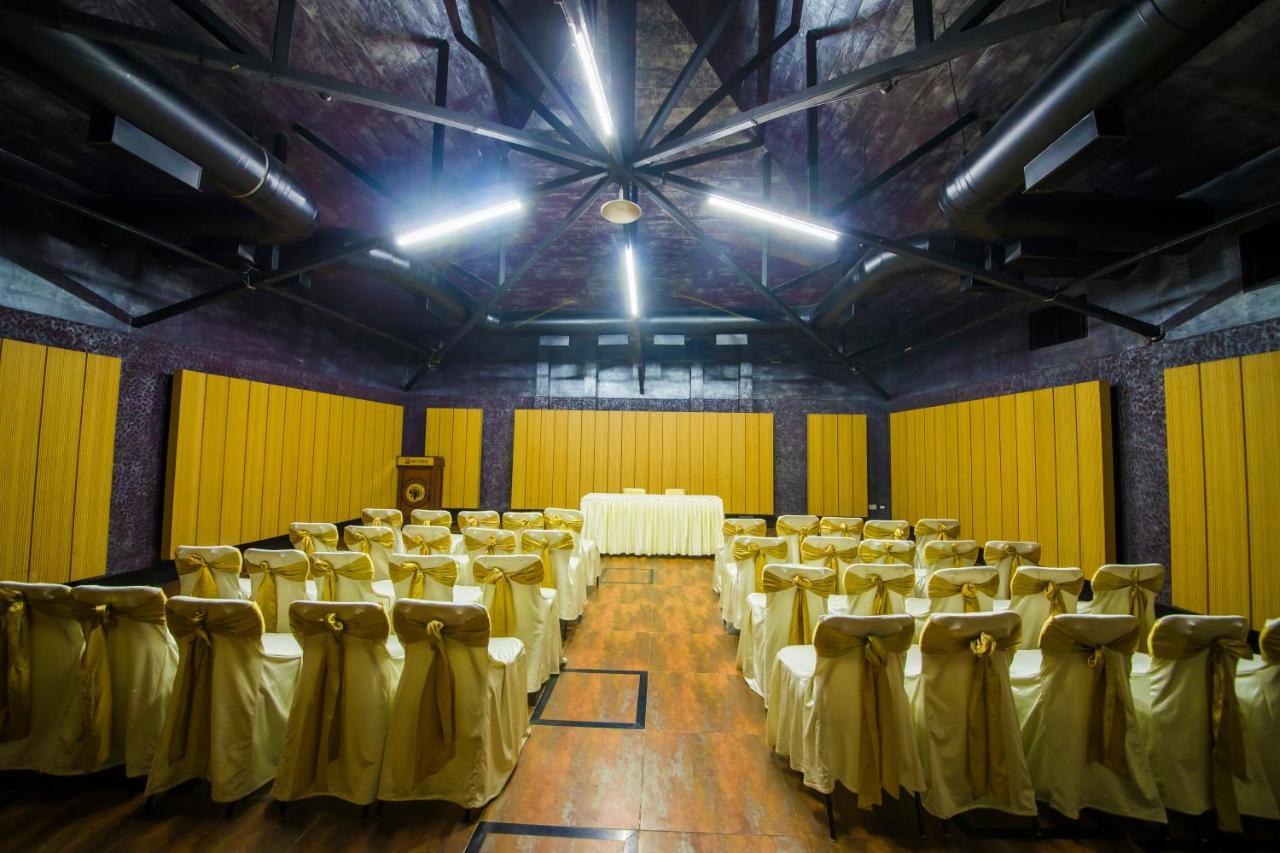 Hotel The Renai Cochin Kochi Esterno foto