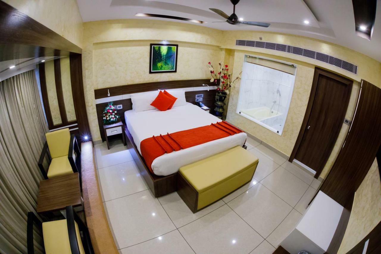 Hotel The Renai Cochin Kochi Esterno foto